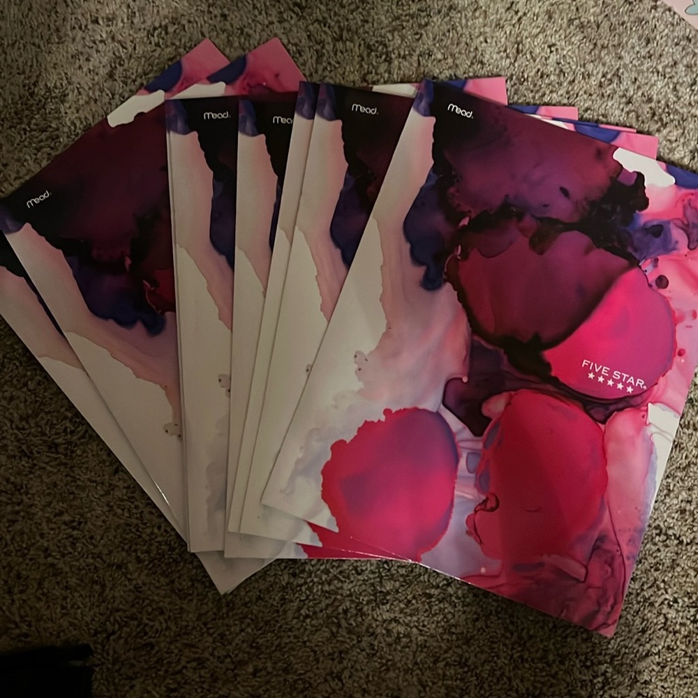 Set 8 folders. New